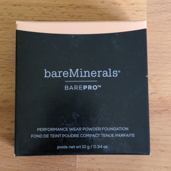 bareMinerals BarePro Powder Foundation